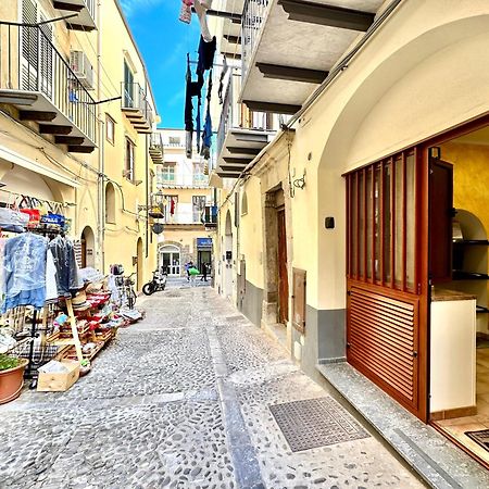 Il Rifugio Del Marinaio By Housilia Apartamento Cefalù Exterior foto